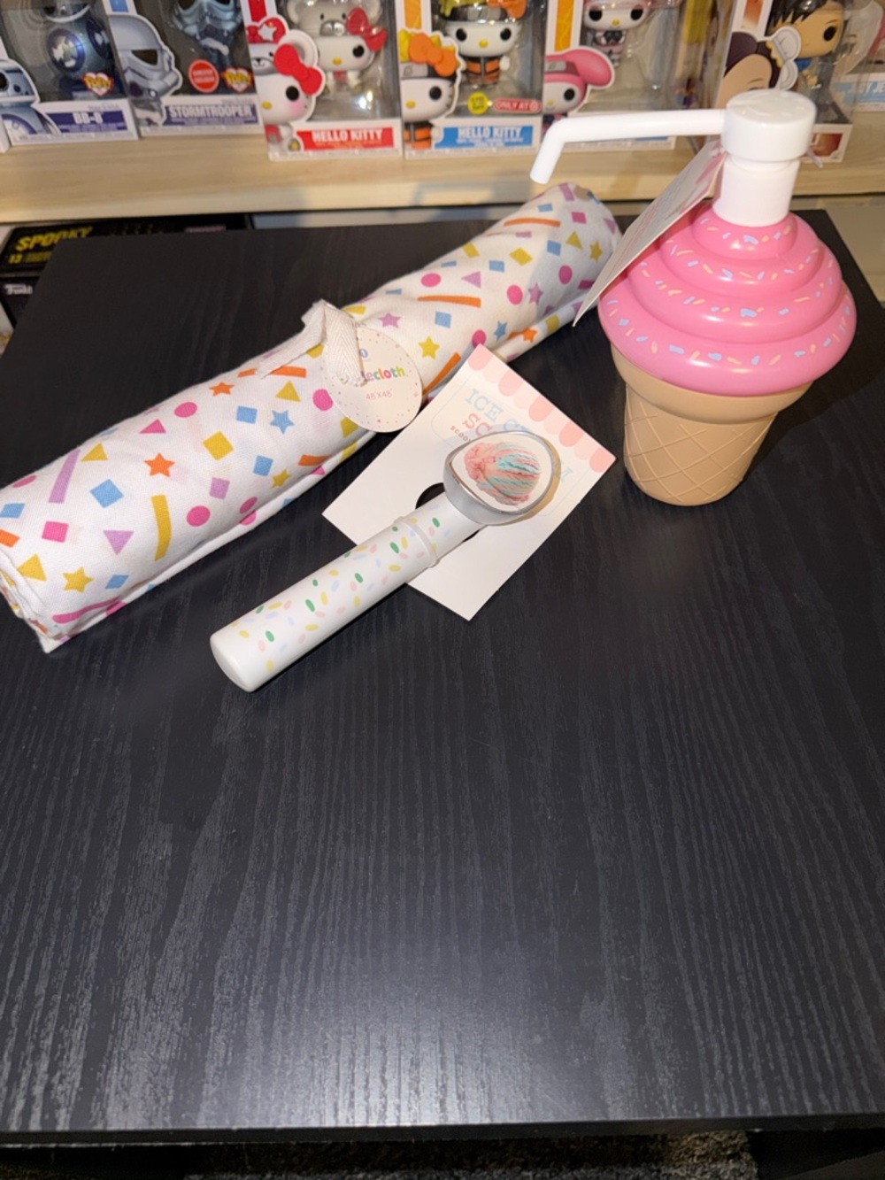 Bundle of (3) Decorative Party Supplies